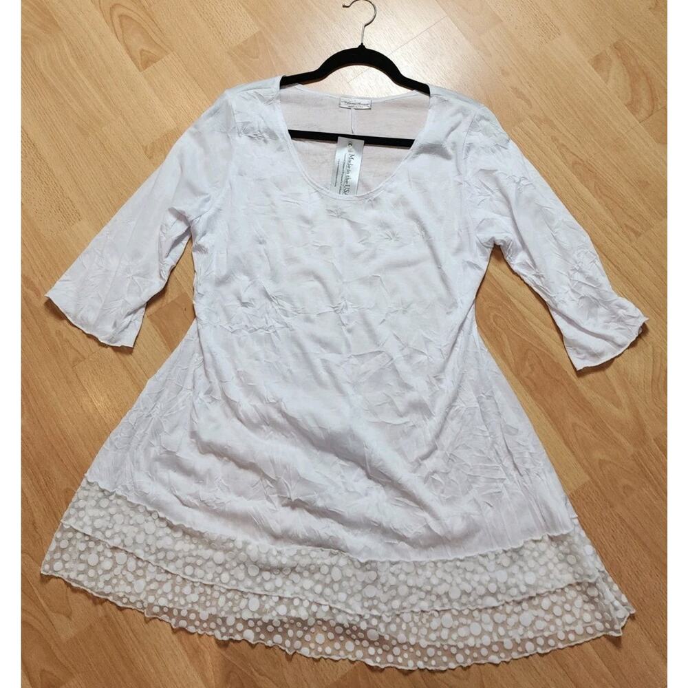 NWT Vine Street White Tunic Top Crinkle Dot Hem Size Large